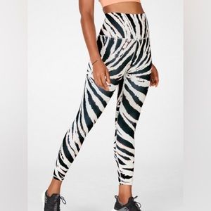 Zebra Fabletics PureLuxe Ultra High-Waisted 7/8 Legging